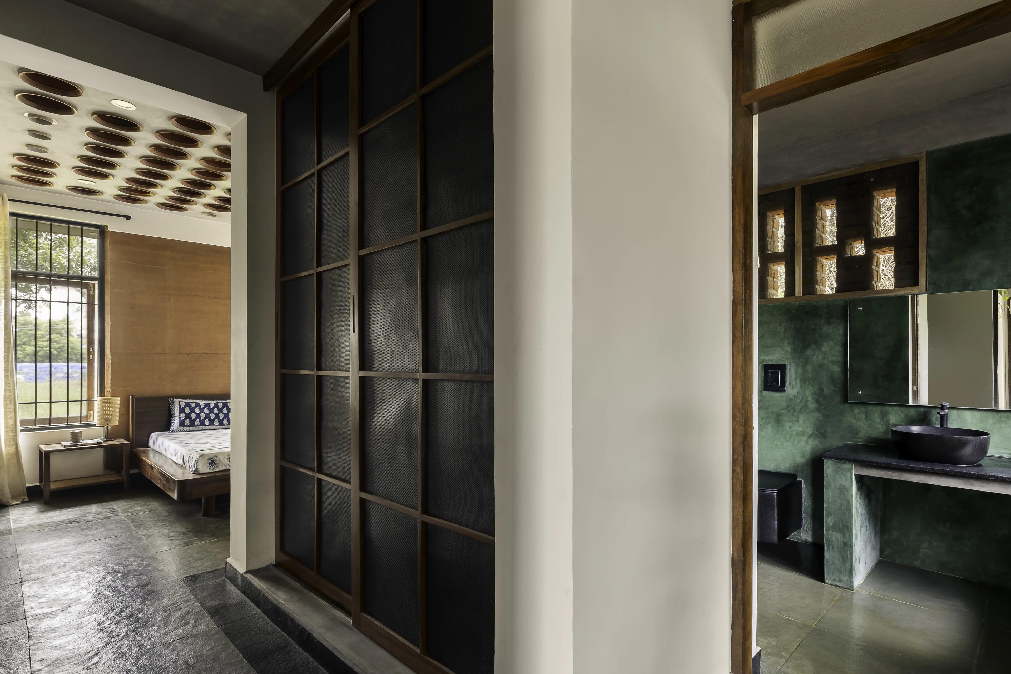 White Mongoose - Parents Residence - Image 8